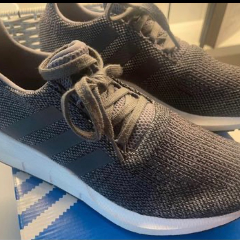 Men’s Adidas Swift Run